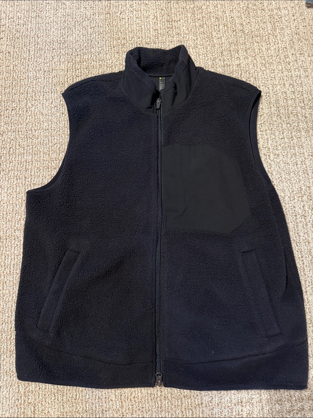 Men’s Zella black fleece full zip vest sz Large Nice!